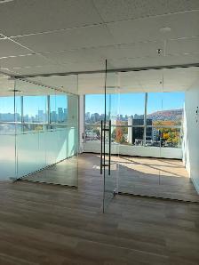 2,500 sq. ft. Glass Suite - 2120 Sherbrooke est - bureau à louer - Photo 14