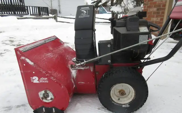 Snowblower –  1990 MTD 8 HP 26" w/elec start 6 FWD 1 Rev