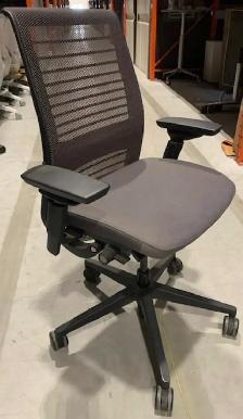 Steelcase Think fully loaded chairs $399.99 / in new condition - Photo 2