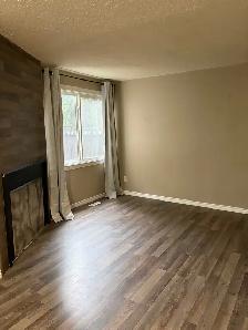 2 Bedroom Rundle Apartment For Sale - Photo 2