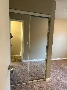 2 Bedroom Rundle Apartment For Sale - Photo 8