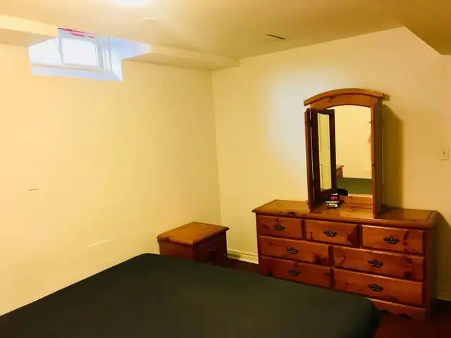 1 Bedroom Basement for Rent in Woodbridge | Utilities   1 Parkin