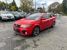 2011 Kia Forte Koup 2dr • Leather Sunroof Bluetooth CLEAN CARFAX - Photo 3