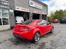 2011 Kia Forte Koup 2dr • Leather Sunroof Bluetooth CLEAN CARFAX - Photo 6