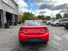 2011 Kia Forte Koup 2dr • Leather Sunroof Bluetooth CLEAN CARFAX - Photo 8