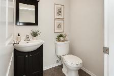 SPACIOUS 3 Bedroom Townhouse In Lorette! - Photo 8