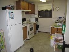 Furnished bedroom for a single $695/mo. Avail. Oct. 21st. - Photo 4