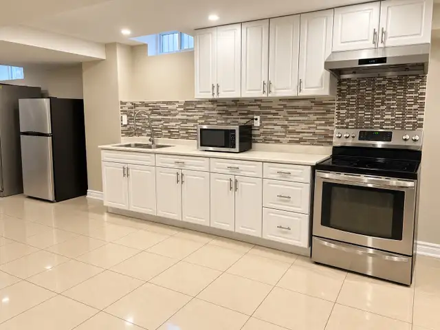 Bright & Spacious 2 Bedroom , 2 Bathroom