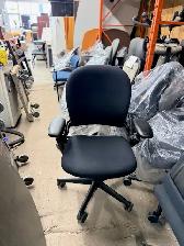 Steelcase Leap V1  black color $299.99 / in excellent condition