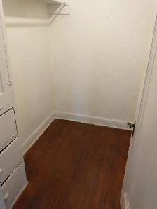 Large bachelor. Jackson Park. $1,100 incl. heat/water - Photo 4