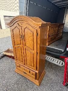 Free delivery used Solid Oak Armoire with Bottom Drawer - Photo 4