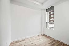 Modern 1 Bedroom Available December 1st! Located In Downtown! - Photo 5