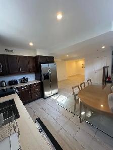 Spacious Sunlit 1-Bed 1-B Walk-Up | Kleinburg | Steps to Village - Photo 2