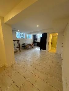 Spacious Sunlit 1-Bed 1-B Walk-Up | Kleinburg | Steps to Village - Photo 3