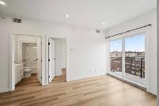 STUNNING 2 Bed 2 Bath Apartment! Move In Ready! - Photo 7