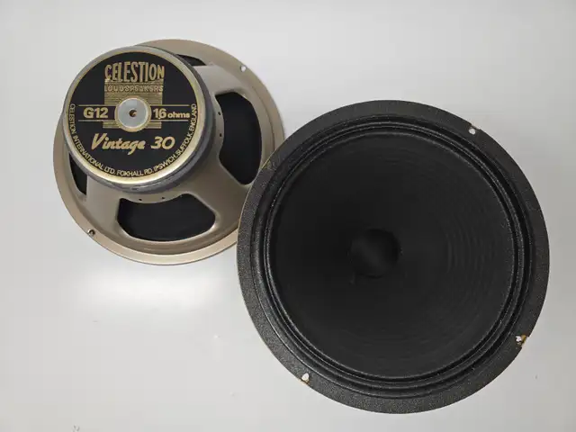 Celestion Vintage30 UK 16 Ohms 2x (Pair)