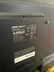 "32" Roku Smart TV - Photo 2