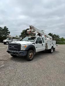 2016 Ford F550 Altec AT40G Bucket Truck - Photo 5