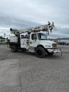 2016 Freightliner M2-106 Terex C4047 Digger Derrick - Photo 4