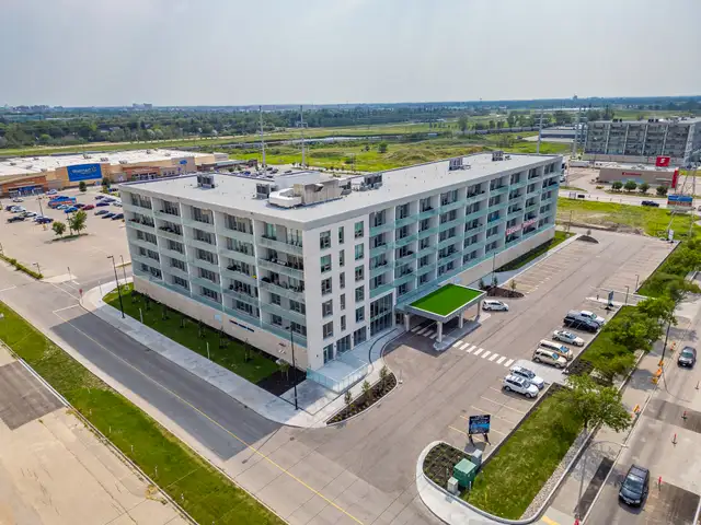 Luxury 2 Bedroom Suite in River Heights - Taylor Lee Residences