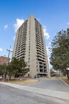 1 Bedroom Apartment in Ottawa South - Starting at $1549   Hydro - Photo 2