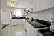 A Beautiful Furnished Unit for a Professional -Yonge and Finch - Photo 4