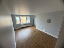 All inclusive, beautifully Renovated & Close 2 hospital & shoppi - Photo 6