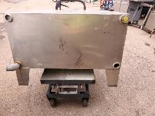 HEAVY GAGE STAINLESS STEEL SQUARE TANK/LEGS - Photo 6