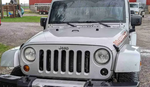 Jeep Wrangler Sahara
