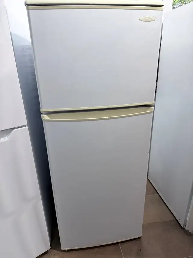 Réfrigérateur 24po Blanc | DFF1144W - Danby