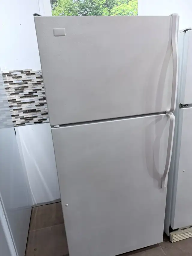 Réfrigérateur 28po Blanc | ET4WSKYKQ00 - Whirlpool