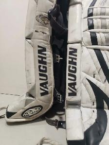 Vaughn Goalie Pads - Photo 6