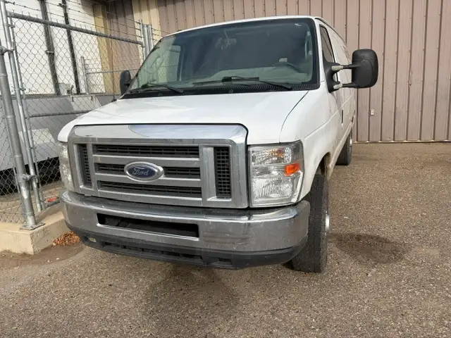 2014 ford E-250