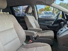 2015 Honda Odyssey LX • Backup Camera Bluetooth - Photo 10