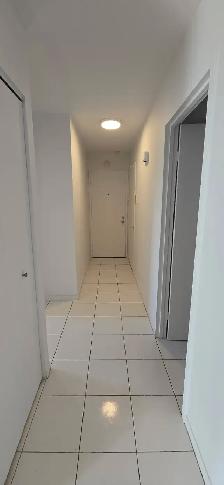 ✨ SUPERBE 4 ½ RÉNOVÉ À LOUER – DISPONIBLE DÈS MAINTENANT! - Photo 3