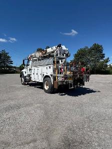 2015 International 7400 Altec DL45B-BR Digger Derrick - Photo 6