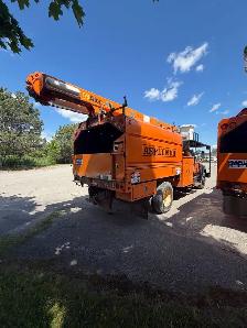 2015 Ford F750 Altec LR756 Bucket Truck - Photo 4