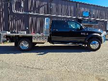 2016 Ram 5500 ST / 6X6 / FLAT BED / CREW CAB / DIESEL 6.7L CUMMI