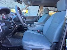 2016 Ram 5500 ST / 6X6 / FLAT BED / CREW CAB / DIESEL 6.7L CUMMI - Photo 18