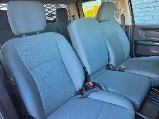 2016 Ram 5500 ST / 6X6 / FLAT BED / CREW CAB / DIESEL 6.7L CUMMI - Photo 22