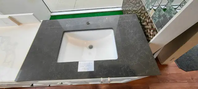 31’‘ Crystal black Quartz countertop for 30'' vanity