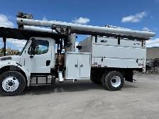 2015 Freightliner M2-106 Altec LR756 Bucket Truck - Photo 2