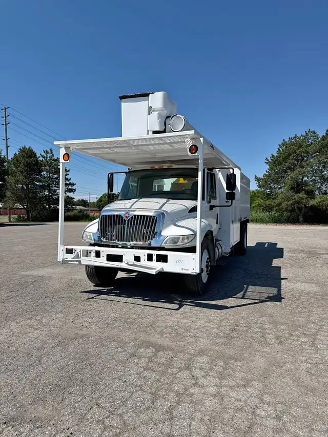 2018 International 4300 Altec LR7-60E70 Forestry Truck