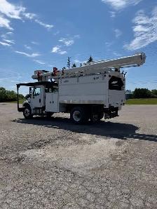 2014 Freightliner M2-106 Altec LR756 Forestry Truck - Photo 4