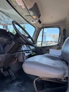 2014 Freightliner M2-106 Altec LR756 Forestry Truck - Photo 5