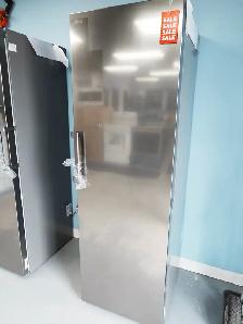 LG '24' Stainless Steel Column Refrigerator on Sale‼️ - Photo 3