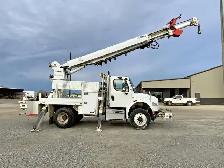 2017 Freightliner Altec DM47 Dual Stand Up Controls Digger
