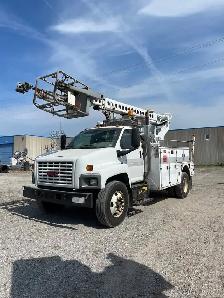 2009 GMC C8500 Altec AT40C Cable Puller - Photo 3