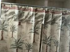 cadre avec palmiers  avec rideaux de douche - Photo 3