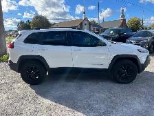 2015 Jeep Cherokee Trailhawk - Photo 4